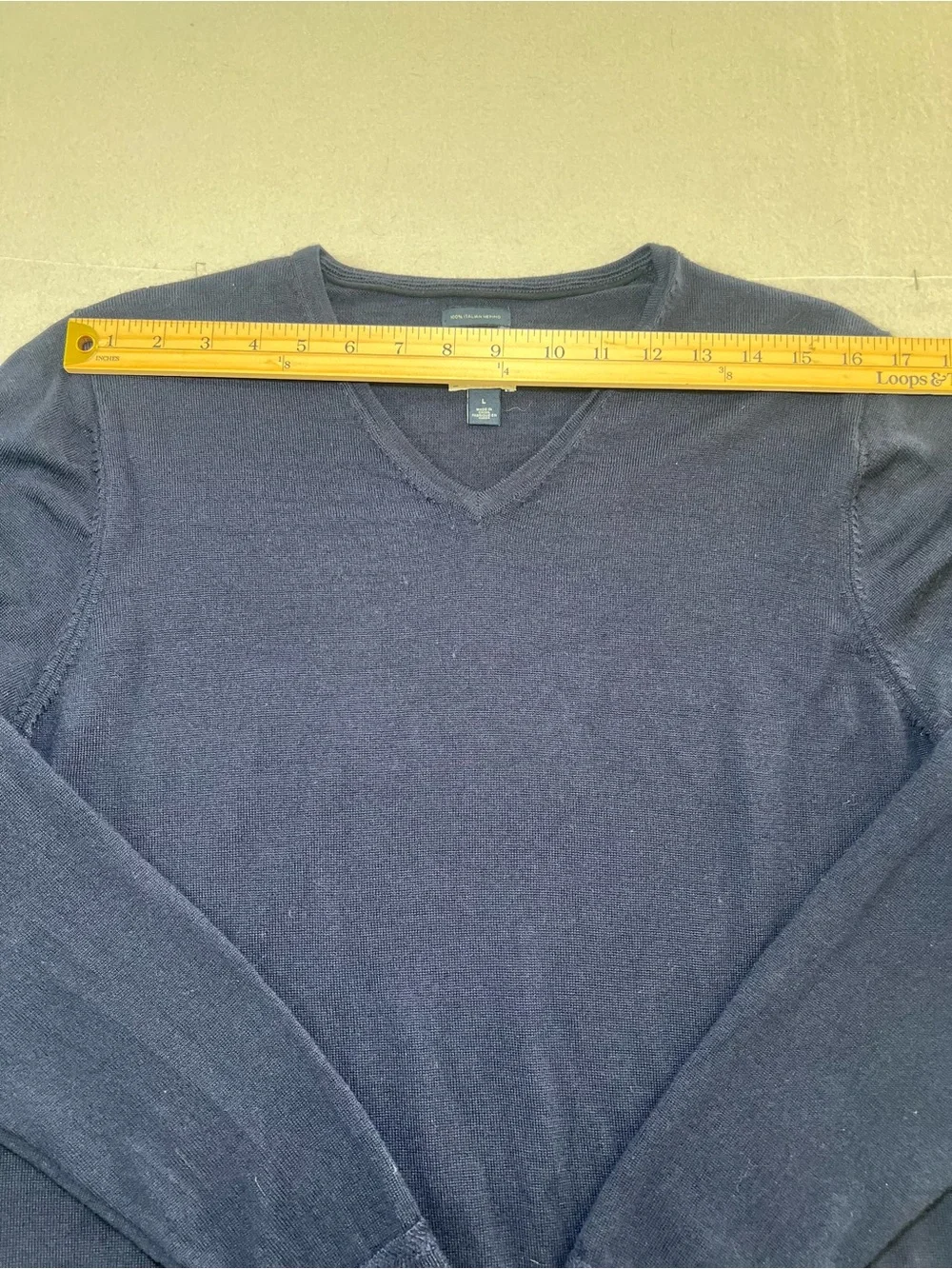 JWN John W Nordstrom Men’s Navy Blue Merino Wool V-Neck Sweater,Large  FLAW-Read